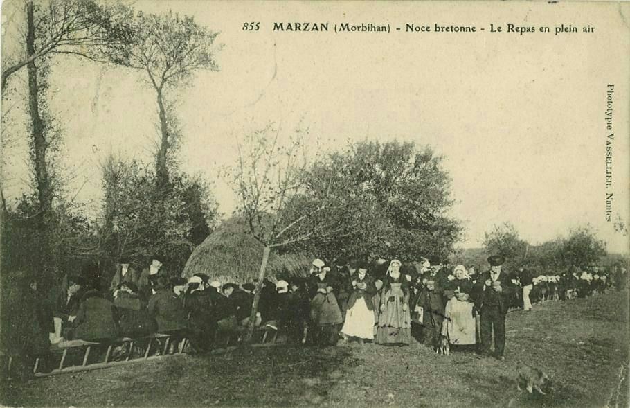 Noce bretonne - Le Repas en plein air