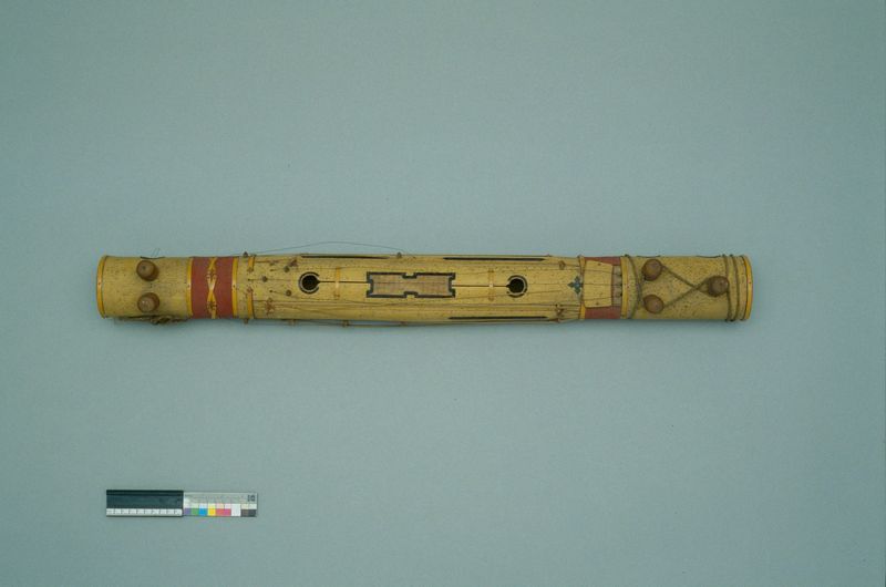 Cithare tubulaire "valiha"