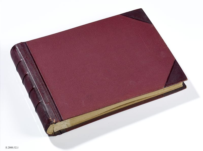 Album photographique de la collection de Charles Petit