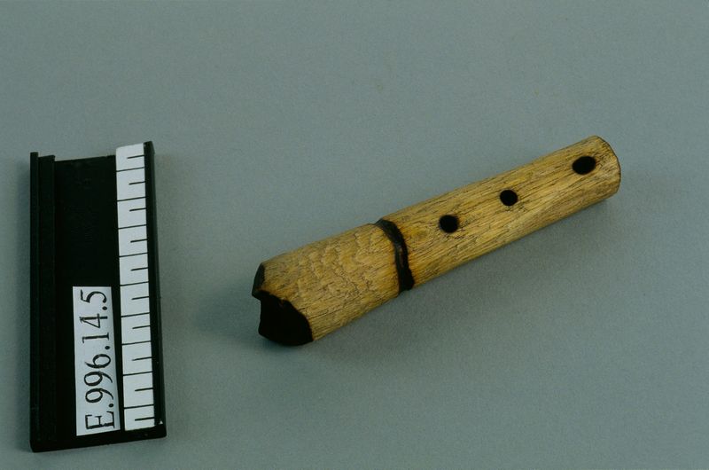 Flûte à double encoche "dènèna"