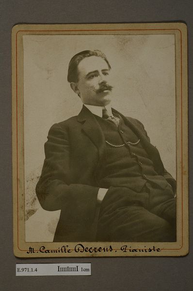 Portrait du pianiste Camille Decreus