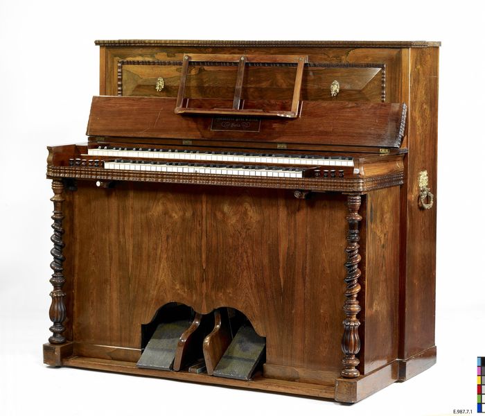 Piano harmonium
