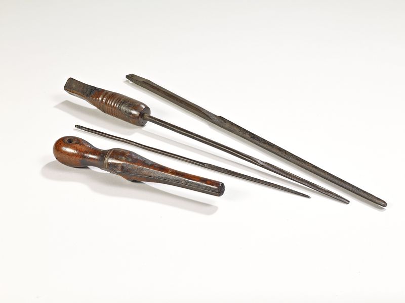 Outils de facteur d'instruments à vent