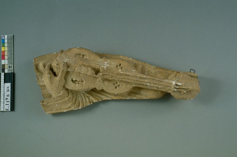 Surmoulage de vièle à 3 cordes