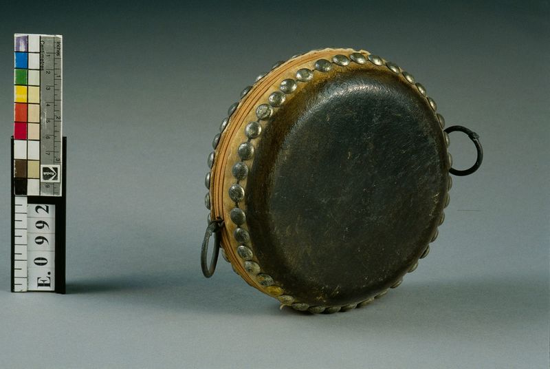 Tambour sur cadre