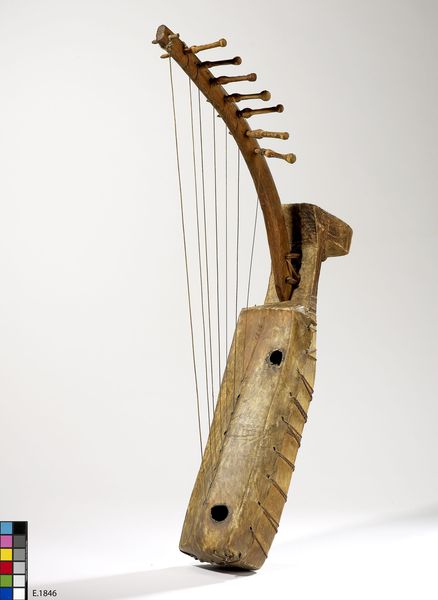 Harpe arquée "ngombi"