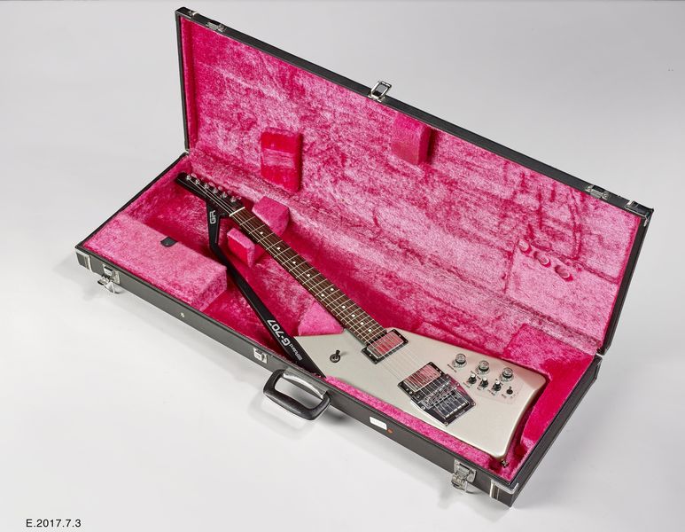 Etui de guitare synthétiseur G-707