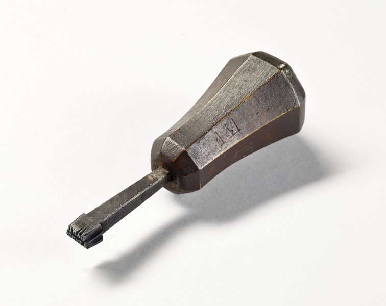 Outil à marquer au fer chaud