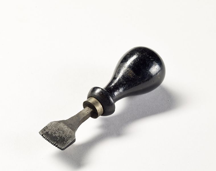 Outil à marquer au fer chaud