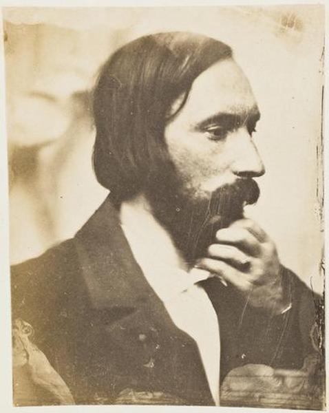 Autoportrait, la main au menton, avec la fin du texte manuscrit d'un poème, de la main d'Auguste Vacquerie