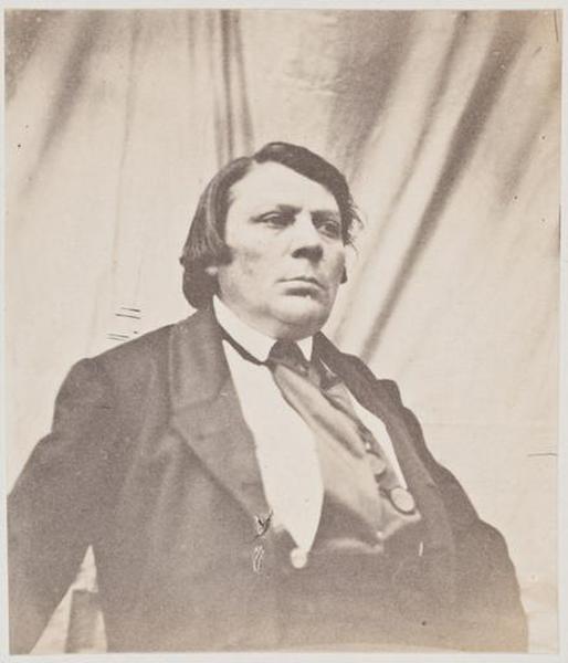 Hennett de Kesler, en buste