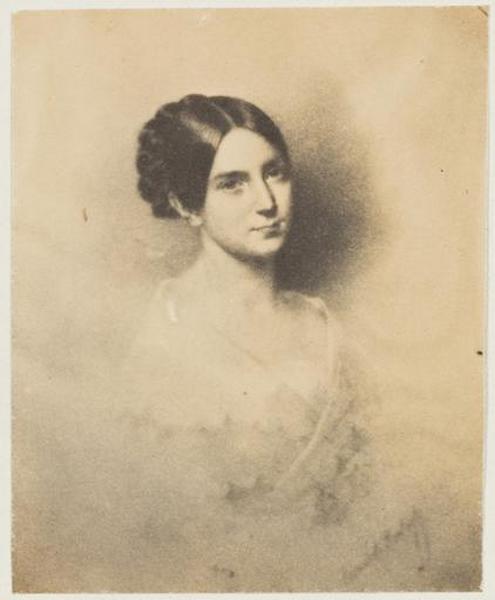 Photographie d'un portrait de Léopoldine