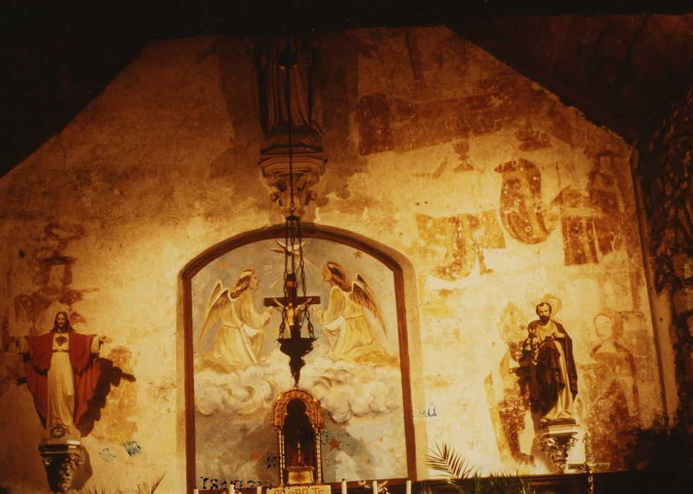 Chapelle Saint-Pierre-d'Iné : Peintures monumentales, vue générale